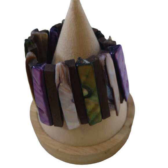 Mother Of Pearl Abalone Shell Stretch Bracelet Purple Green Iridescent Colorful - Picture 1 of 5